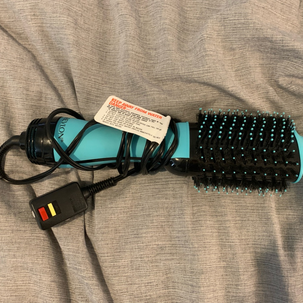 Revlon One Step Volumizer Hair Dryer / Air Brush